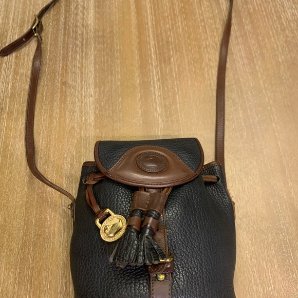 Vintage Dooney & Burke Crossbody bag - Picture 2 of 10